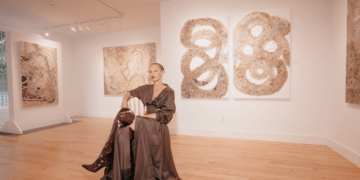 Lindsay Bardwil Opens New Exhibit Titled “Metamorphic”