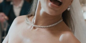 We ‘Can’t Get Enough’ of JLo Beauty’s New GLOW + GET IT Mist