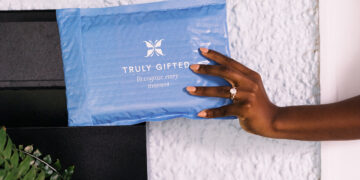 Truly Gifted is The Perfect Gifting Service for The Holiday Season
