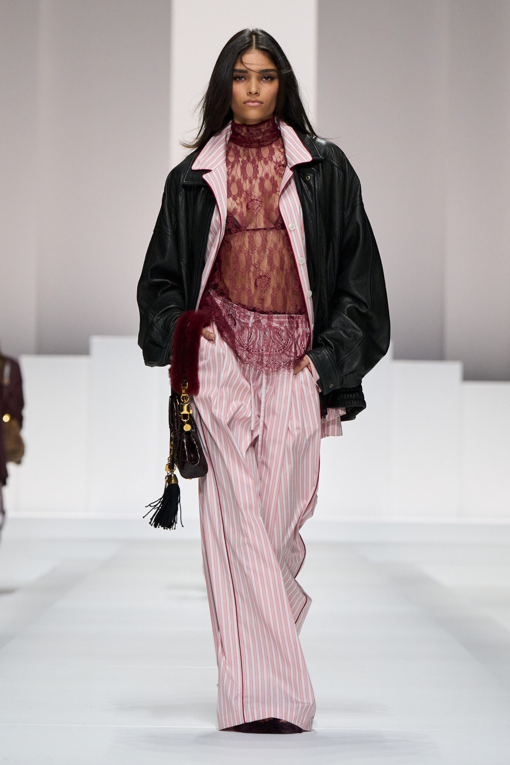 DG_WOMAN_SHOW_SUMMER_2026__PHOTO_GORUNWAY_LOOK_07