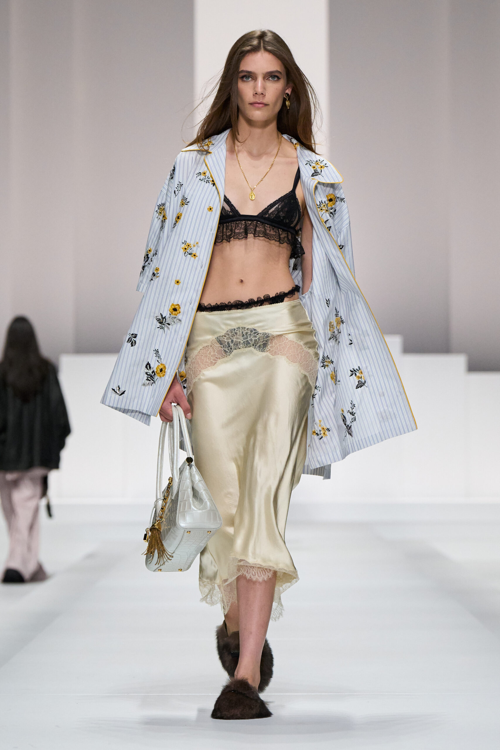 DG_WOMAN_SHOW_SUMMER_2026__PHOTO_GORUNWAY_LOOK_10